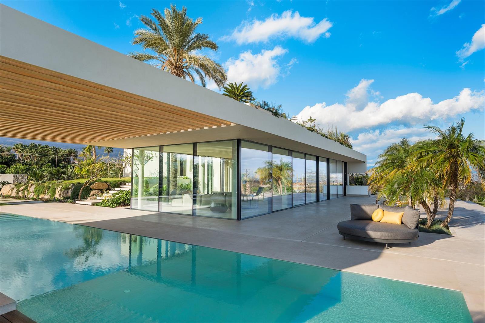 Villa de luxe en Sicile à louer avec piscine près de Taormina