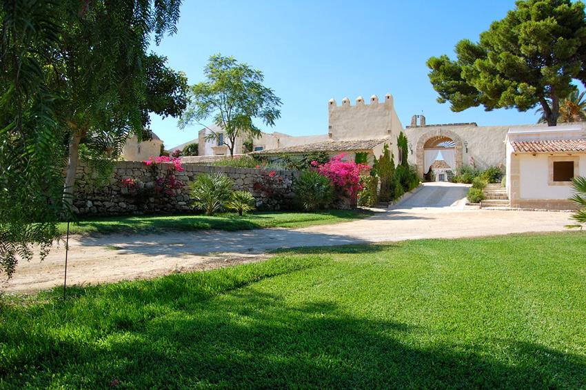 Villa de luxe avec piscine près de Brucoli, Villa Feudale